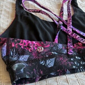 Lululemon Energy Bra - Size 6